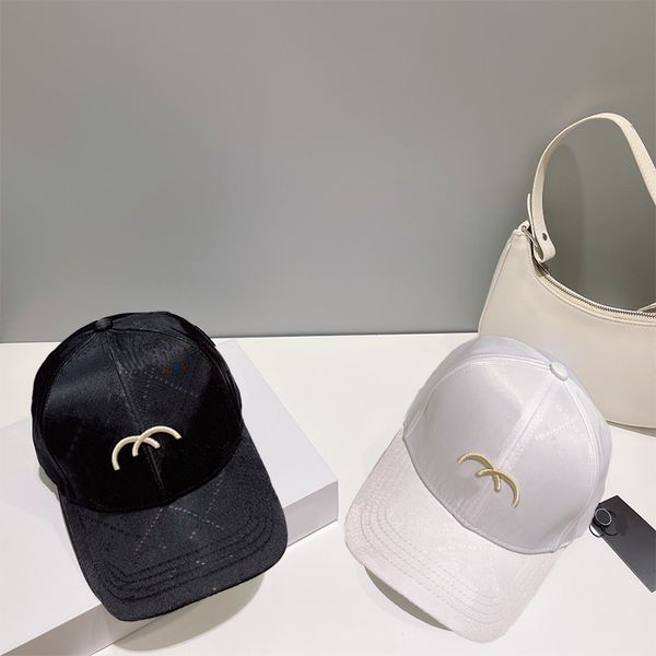 fashion ball caps designer cap classic never goes out of style hats for everyone 2 color, Blue;gray
fashion ball caps designer cap classic never goes out of style hats for everyone 2 color, Blue;gray