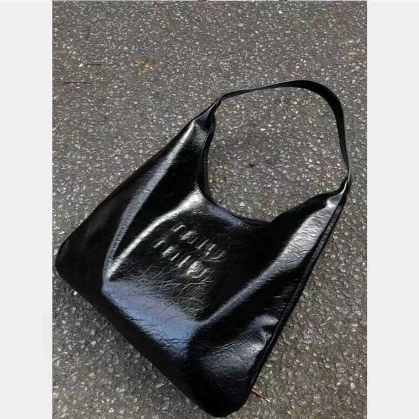 outdoor tote leisure large capacity tote bag shoulder portable underarm women's bag tote for traveling miui bag 2c9b
outdoor tote leisure large capacity tote bag shoulder portable underarm women's bag tote for traveling miui bag 2c9b