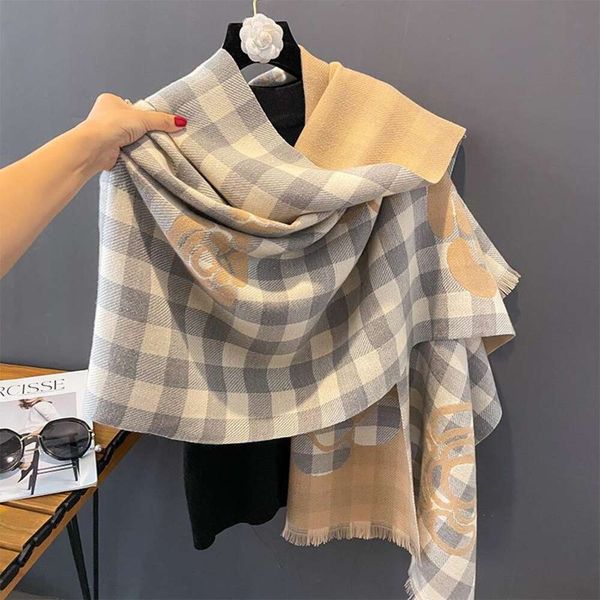 korean version of autumn and scarf winter style checkerboard imitation cashmere double sided rose print thick, Blue;gray
korean version of autumn and scarf winter style checkerboard imitation cashmere double sided rose print thick, Blue;gray