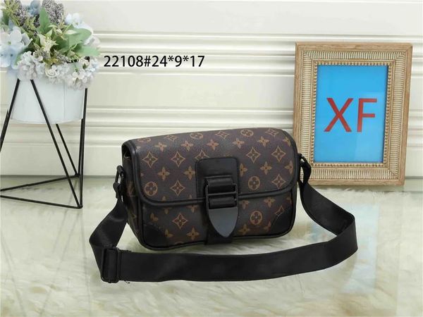 luxurys designers mens shoulder bags man briefcases fashion handbag bolsas messenger bag crossbody bag purse 5385
luxurys designers mens shoulder bags man briefcases fashion handbag bolsas messenger bag crossbody bag purse 5385