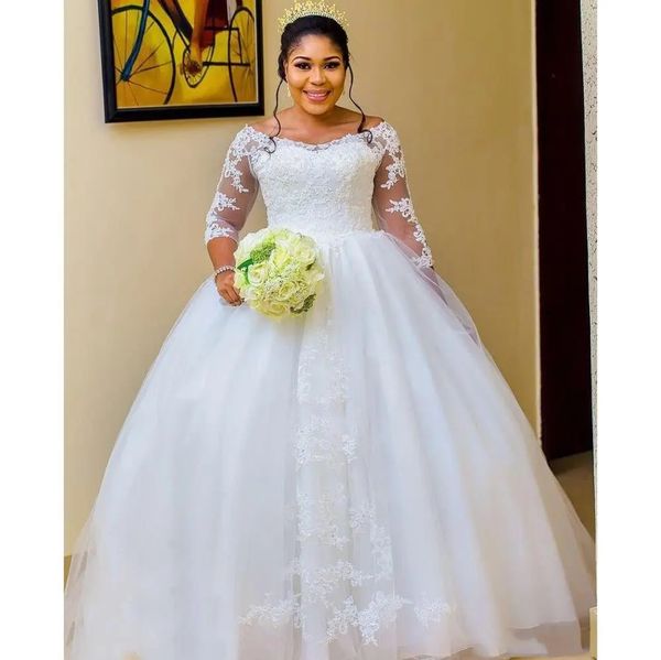 2023 ball gowns wedding dress off shoulder 3/4 sleeves lace appliques bridal gowns arabic dubai vintage cathedral train, White
2023 ball gowns wedding dress off shoulder 3/4 sleeves lace appliques bridal gowns arabic dubai vintage cathedral train, White