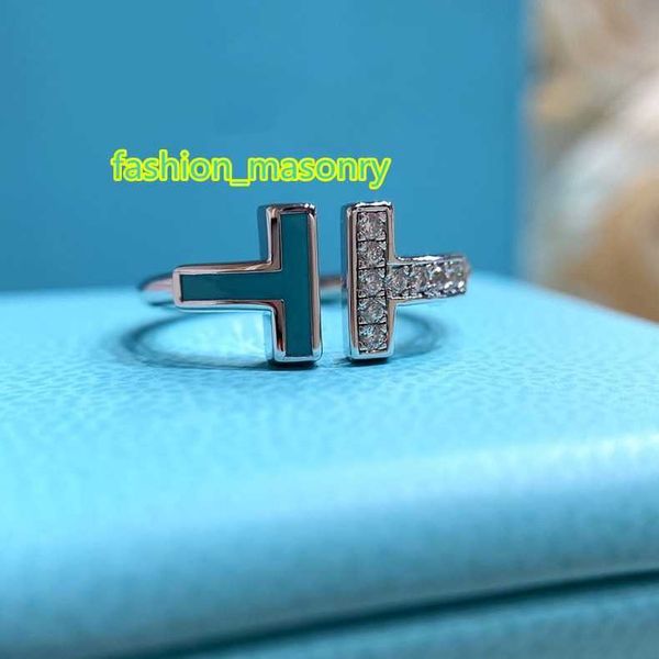 fashion brand luxury designer ring the new double shaped opening 925 sterling silver band fashion woman jewelry rings gift
fashion brand luxury designer ring the new double shaped opening 925 sterling silver band fashion woman jewelry rings gift