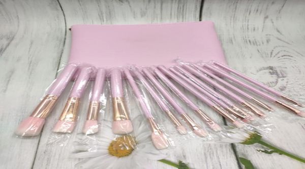 15pcs makeup brushes set powder foundation eyeshadow eye shadow cosmetics make up beauty essentials makeup brushes with pu bag4714677
15pcs makeup brushes set powder foundation eyeshadow eye shadow cosmetics make up beauty essentials makeup brushes with pu bag4714677
