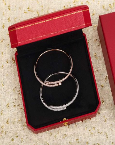 2022 v gold material luxury quality charm bangle bracelet with all diamond in two colors plated have box stamp ps3423a8840173, Black
2022 v gold material luxury quality charm bangle bracelet with all diamond in two colors plated have box stamp ps3423a8840173, Black