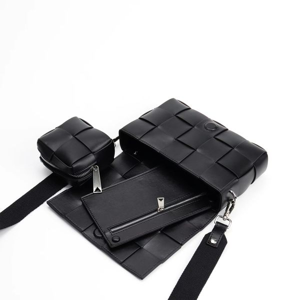 fashion the tote shoulder luxury designer cassette flannelette pillow bag wallet women's tote leather handbag flip cover diagonal messe
fashion the tote shoulder luxury designer cassette flannelette pillow bag wallet women's tote leather handbag flip cover diagonal messe