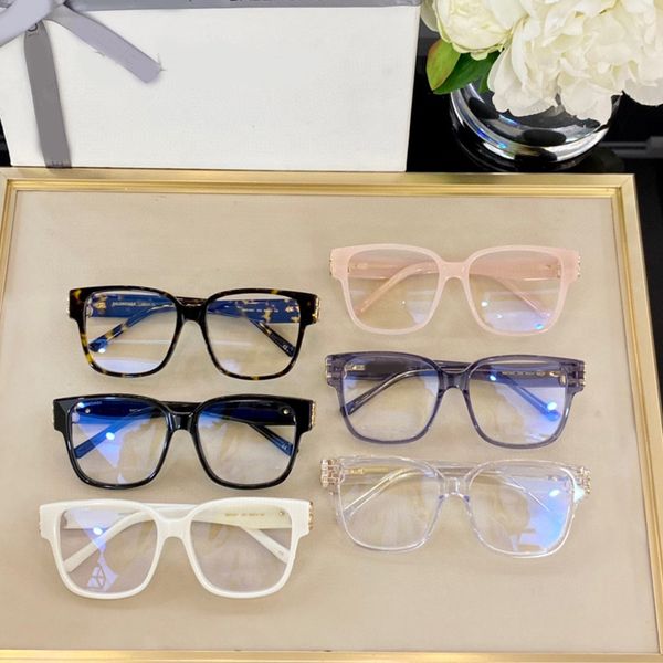 fashion designer sunglasses flat optics simple myopia glasses square frame lightweight and comfortable myopia glasses for men and women, White;black 
fashion designer sunglasses flat optics simple myopia glasses square frame lightweight and comfortable myopia glasses for men and women, White;black