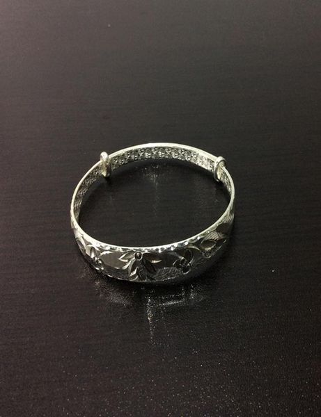 pure silver lotus carving adjustable bracelet fashion simple generous send mother send friend send girlfriend8265965, Black
pure silver lotus carving adjustable bracelet fashion simple generous send mother send friend send girlfriend8265965, Black