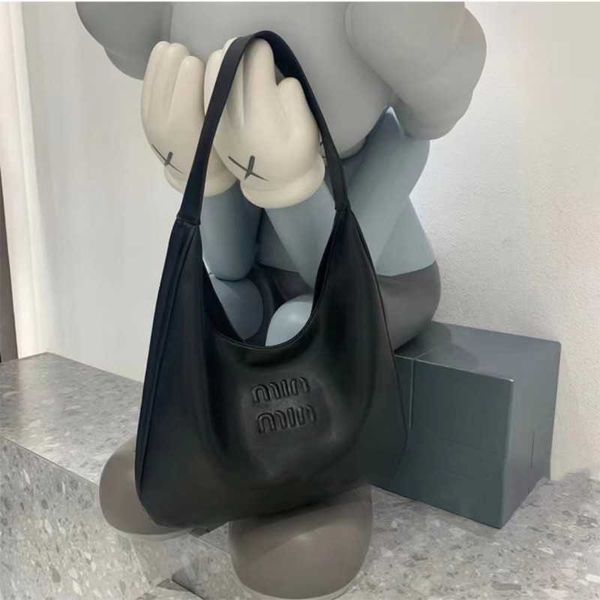 outdoor tote leather tote bag simple shoulder women's bag casual fashion commuting tote for traveling miui bag fi4c
outdoor tote leather tote bag simple shoulder women's bag casual fashion commuting tote for traveling miui bag fi4c