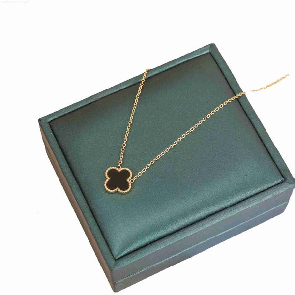 fashional new womens luxury designer necklace fashion flowers four-leaf clover cleef pendant 18k gold necklaces jewelry, Silver
fashional new womens luxury designer necklace fashion flowers four-leaf clover cleef pendant 18k gold necklaces jewelry, Silver
