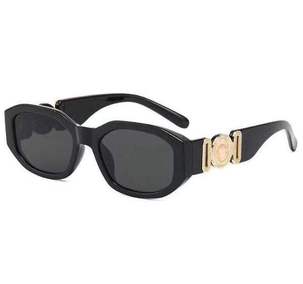 luxury sunglasses for man woman designer goggle beach sun glasses retro small frame luxury design uv400, White;black
luxury sunglasses for man woman designer goggle beach sun glasses retro small frame luxury design uv400, White;black