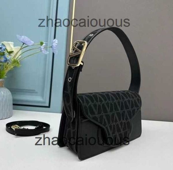printed handbags luxury bags handbag women canvas lightweight cowhide fashion valentiinoz designer stylish underarm women's portable sh
printed handbags luxury bags handbag women canvas lightweight cowhide fashion valentiinoz designer stylish underarm women's portable sh