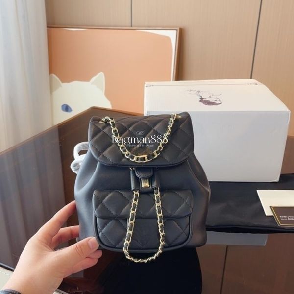 luxuries handbags designer bag backpack luxury leather womens lambskin quilted handbag clutch flap totes bags backpack chain caviar crossbod
luxuries handbags designer bag backpack luxury leather womens lambskin quilted handbag clutch flap totes bags backpack chain caviar crossbod