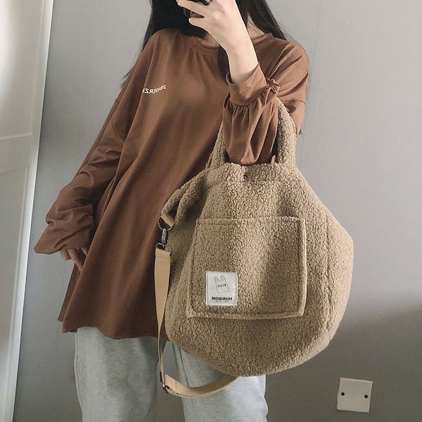 evening bags winter portable shoulder bag plush handbags fashion women large capacity street simple female daily shop 230831
evening bags winter portable shoulder bag plush handbags fashion women large capacity street simple female daily shop 230831