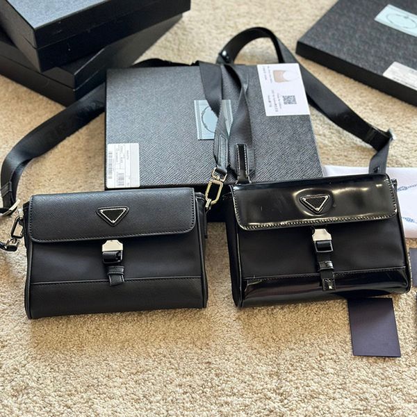 designer man crossbody bags messenger bag fashion woman shoulder cross body new black nylon and leather phone case purses
designer man crossbody bags messenger bag fashion woman shoulder cross body new black nylon and leather phone case purses