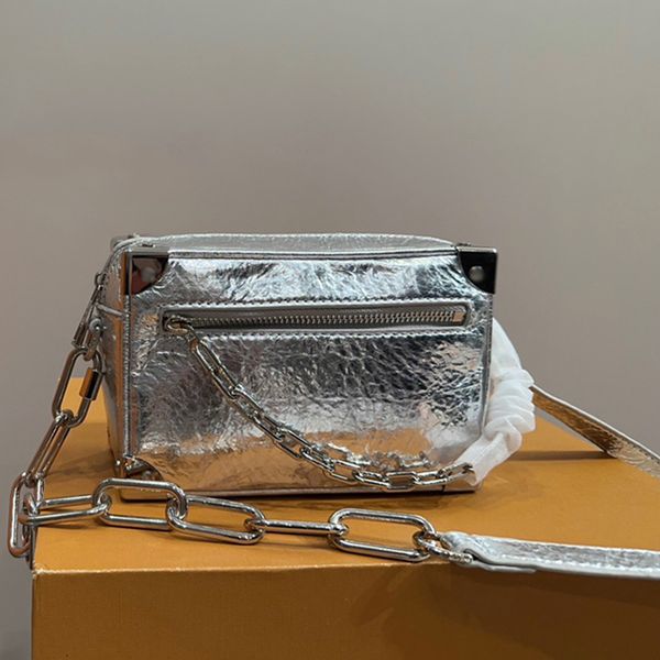 luxury french famous designer soft trunk crossbody bag paris classic silver leather mini thick chain shoulder bags fashion metal chain tote
luxury french famous designer soft trunk crossbody bag paris classic silver leather mini thick chain shoulder bags fashion metal chain tote