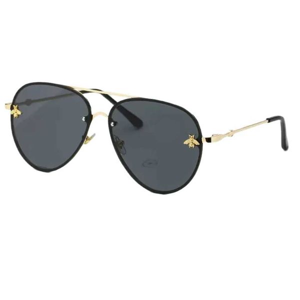 luxury oval sunglasses for women metal sunglasses men good quality fashion adumbral radiation protection american eyewear oversized sunglass, White;black
luxury oval sunglasses for women metal sunglasses men good quality fashion adumbral radiation protection american eyewear oversized sunglass, White;black