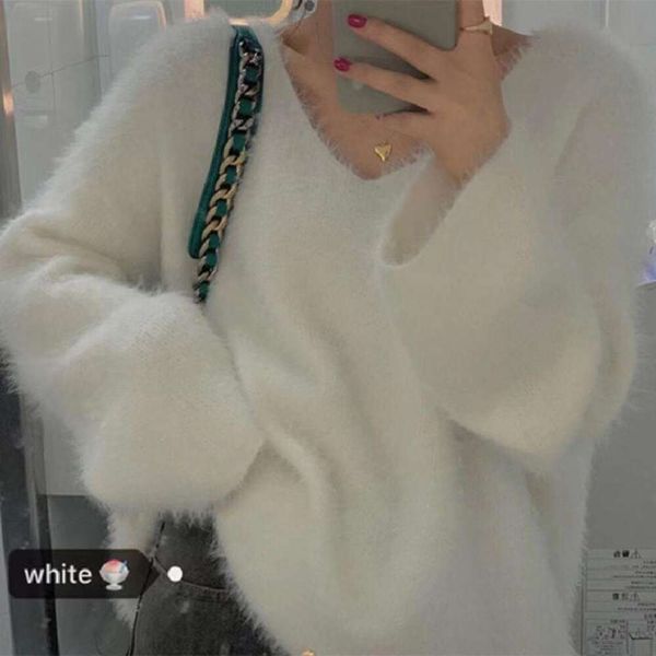 korean version of womens sweaters the gentle wind furry mink velvet v neck pullover sweater for women in spring and, White;black 
korean version of womens sweaters the gentle wind furry mink velvet v neck pullover sweater for women in spring and, White;black