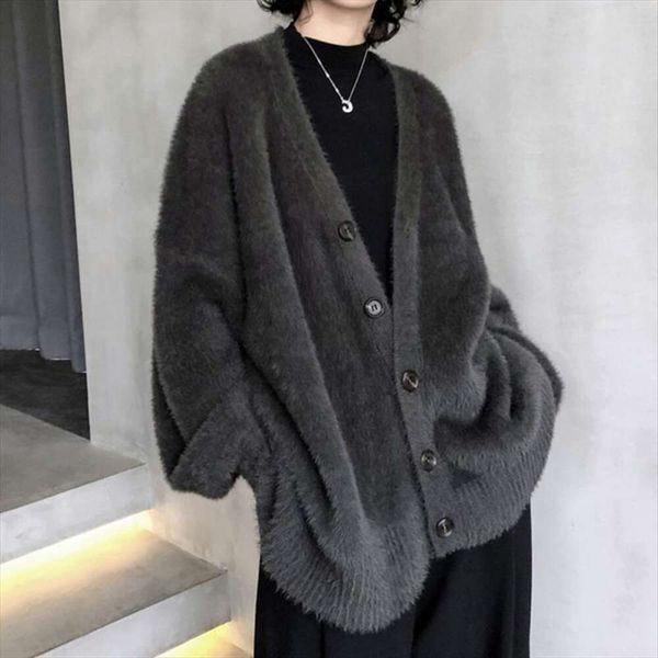 imitation mink velvet large size sweater cardigan spring and autumn style korean version of the british loose, White;black
imitation mink velvet large size sweater cardigan spring and autumn style korean version of the british loose, White;black