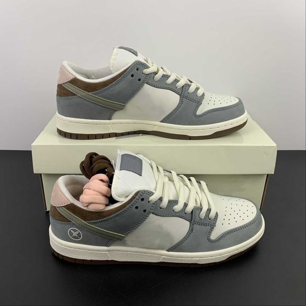 sb dnks low man woman basketball shoes grey white brown luxury skatesboard shoes outdoor sneakers fast delivery with box
sb dnks low man woman basketball shoes grey white brown luxury skatesboard shoes outdoor sneakers fast delivery with box
