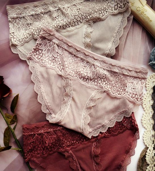 panties female ice silk seamless european and aman retro transparent stripes hollow flower lace edge low waist bag hip briefs6587233, Black;white
panties female ice silk seamless european and aman retro transparent stripes hollow flower lace edge low waist bag hip briefs6587233, Black;white