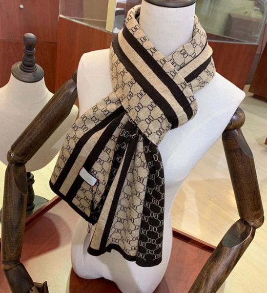 Designer Scarf High quality Men's and women's long-necked clover scarfs 3 colors available OAZ2 25JJ
Designer Scarf High quality Men's and women's long-necked clover scarfs 3 colors available OAZ2 25JJ