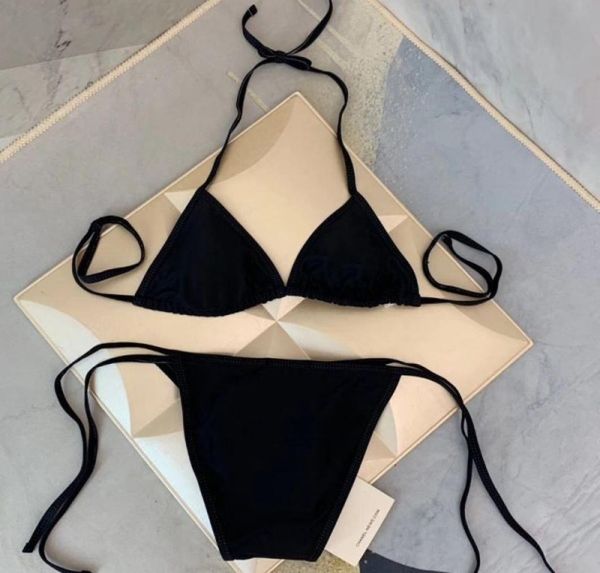 2020 women design bikini fashion two pieces swimwear brandletter printed bikinis women luxary bikinis swimwear 3 styles 9382219, White;black
2020 women design bikini fashion two pieces swimwear brandletter printed bikinis women luxary bikinis swimwear 3 styles 9382219, White;black