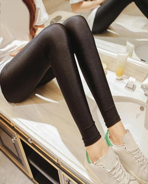 selling 2020 women solid color forescent shiny pant leggings large size spandex elasticity casual trousers for girl4998951, Black
selling 2020 women solid color forescent shiny pant leggings large size spandex elasticity casual trousers for girl4998951, Black