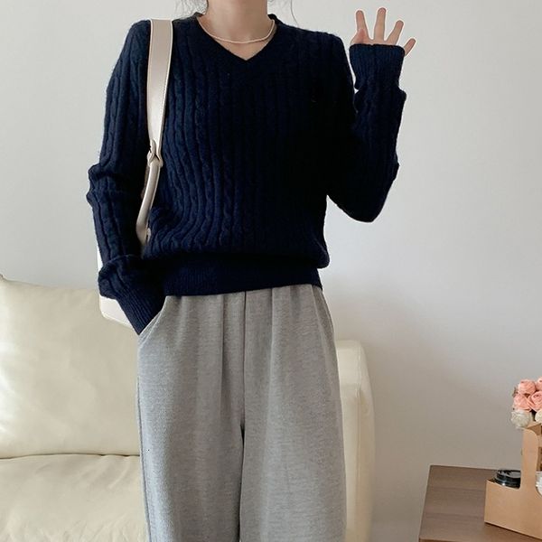 women's sweater's twist pullover knitted sweater solid casual jumper fall 2023 winter vintage embroidered vneck long sleeve 230831, White;black
women's sweater's twist pullover knitted sweater solid casual jumper fall 2023 winter vintage embroidered vneck long sleeve 230831, White;black