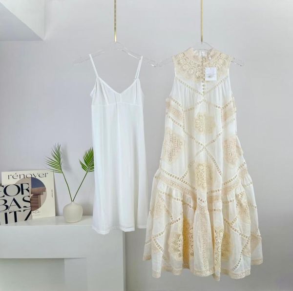 runway dresses 2023 lian designer designed a new sleeveless dress with stitching for spring and summer 028936281, Black
runway dresses 2023 lian designer designed a new sleeveless dress with stitching for spring and summer 028936281, Black