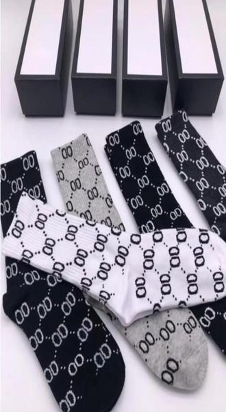 2023 designer men women socks five brands luxe sports winter mesh letter printed sock cotton with box9911605, Black
2023 designer men women socks five brands luxe sports winter mesh letter printed sock cotton with box9911605, Black