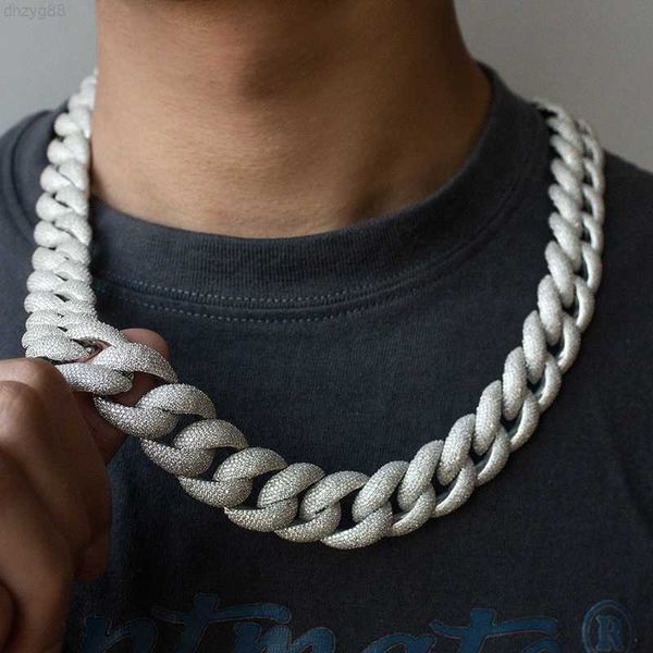 2023 popular crushed iced out 20mm vvs moissanite diamond 925 silver miami cuban link chain
2023 popular crushed iced out 20mm vvs moissanite diamond 925 silver miami cuban link chain