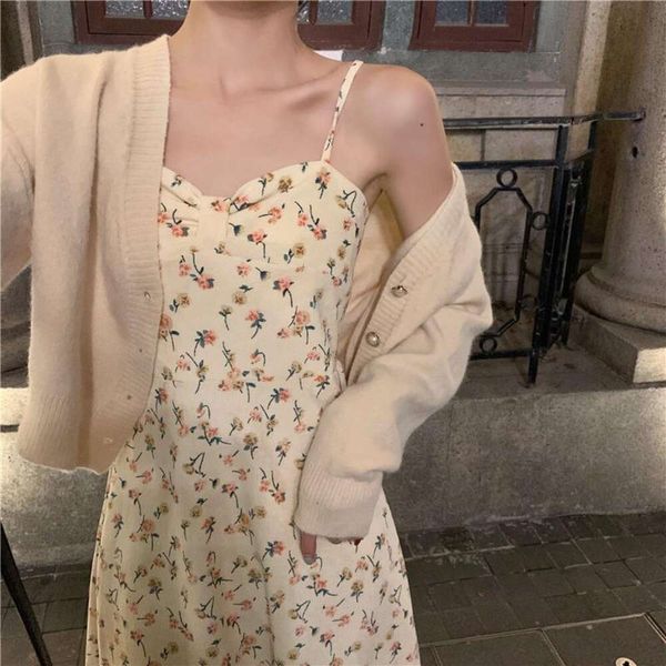 summer gentle floral strap dress womens sweater cardigan sweet two piece set small style skirt, White;black
summer gentle floral strap dress womens sweater cardigan sweet two piece set small style skirt, White;black