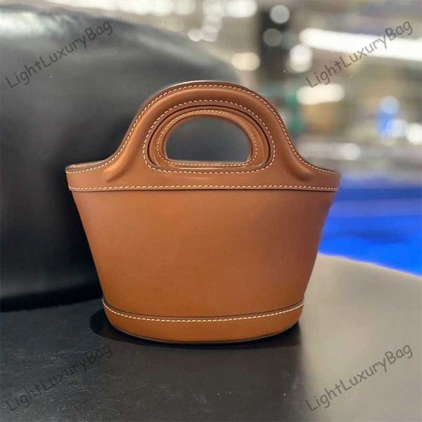 designer mini bucket bag shoulder bag women's bag fashion bag luxury bag handbag wallet leather bag 230831 
designer mini bucket bag shoulder bag women's bag fashion bag luxury bag handbag wallet leather bag 230831