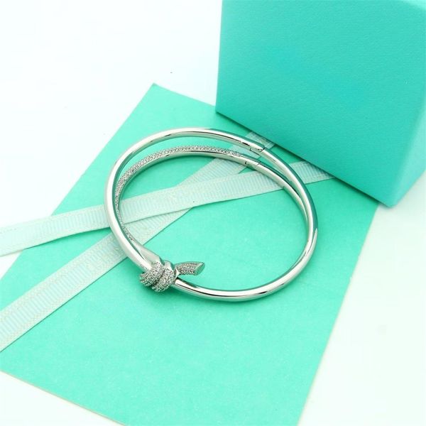 ring designer bracelet designer earrings designer necklace the latest models of noble and elegant gold-plated, rose gold-plated, silver-plat, Black
ring designer bracelet designer earrings designer necklace the latest models of noble and elegant gold-plated, rose gold-plated, silver-plat, Black