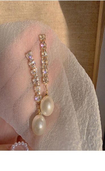 advanced sense of temperament with diamond long tassel earrings s925 silver needle korean temperament pearl face thin earrings who6655146
advanced sense of temperament with diamond long tassel earrings s925 silver needle korean temperament pearl face thin earrings who6655146