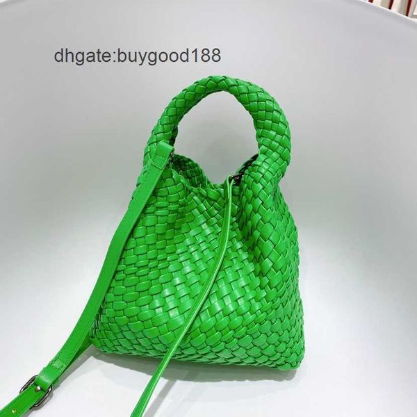 abottegasventas designer tote bag mini jodie candy soft leather woven high capacity handheld bun mother bag single shoulder underarm crossbo
abottegasventas designer tote bag mini jodie candy soft leather woven high capacity handheld bun mother bag single shoulder underarm crossbo