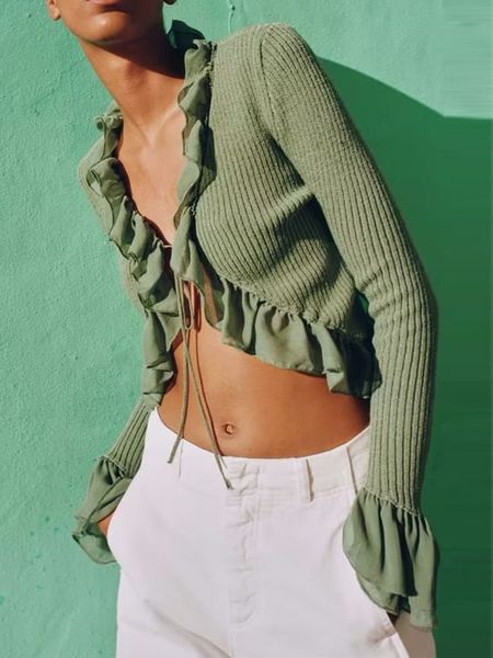 women's sweaters traf fashion women ruffles knitted sweater with lace 2023 flare sleeve vneck cardigan simple vintage causal solid shor, White;black
women's sweaters traf fashion women ruffles knitted sweater with lace 2023 flare sleeve vneck cardigan simple vintage causal solid shor, White;black