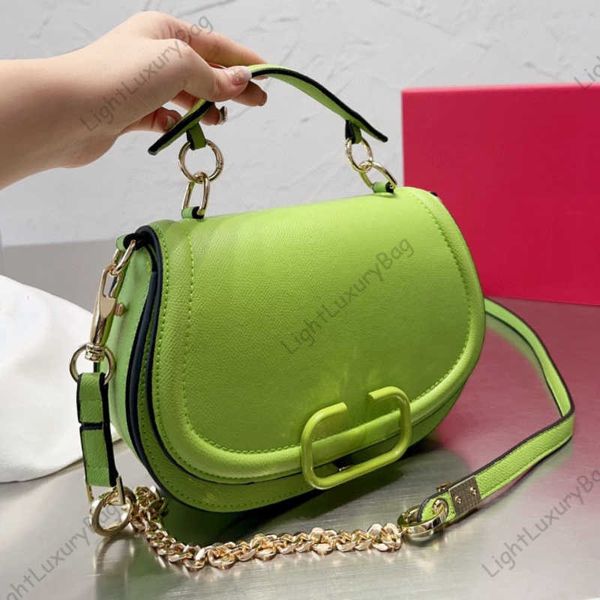 designer handbags for women light green crossbody saddle bag portable joker fashion street snap small style single shoulder bag 230831
designer handbags for women light green crossbody saddle bag portable joker fashion street snap small style single shoulder bag 230831