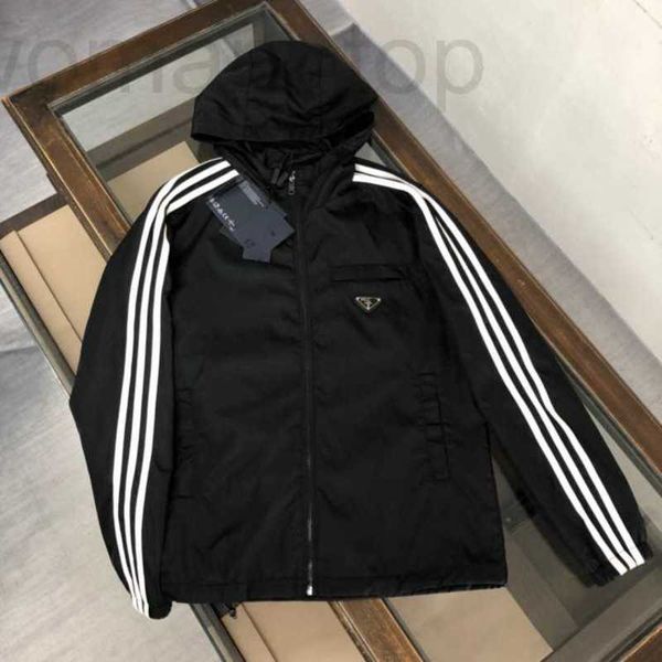 mens jackets designer correct version of co branded men's spring and autumn trend versatile sports stand collar casual jacket trench co, Black;brown
mens jackets designer correct version of co branded men's spring and autumn trend versatile sports stand collar casual jacket trench co, Black;brown