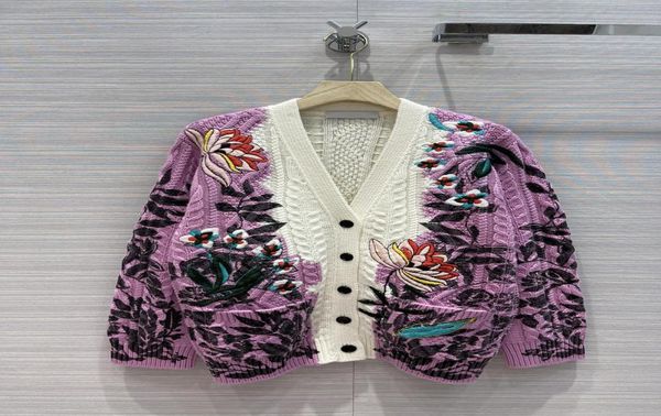 2021 autumn winter milan runway sweaters v neck long sleeve embroidery women039s sweater high end jacquard cardigan women desig3307809, White;black
2021 autumn winter milan runway sweaters v neck long sleeve embroidery women039s sweater high end jacquard cardigan women desig3307809, White;black