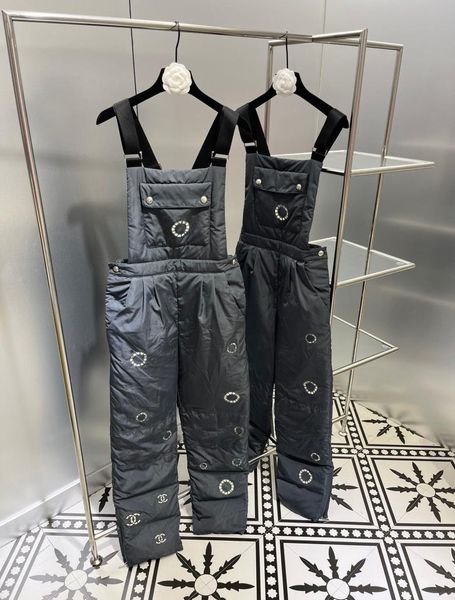 2022 women039s jumpsuits runway designer winter women039s thick warm down snow pants outdoor sports belt pocket pant snowboa7206816, Black;white
2022 women039s jumpsuits runway designer winter women039s thick warm down snow pants outdoor sports belt pocket pant snowboa7206816, Black;white