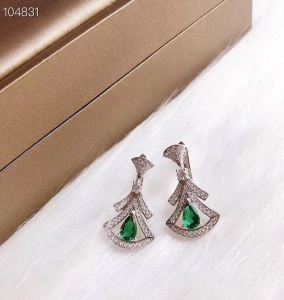 luxury divas039 dream s925 sterling silver green trangle hollow charm drop earrings for women jewelry4566365, Golden
luxury divas039 dream s925 sterling silver green trangle hollow charm drop earrings for women jewelry4566365, Golden