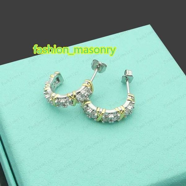 vintage designer gold cross full diamond necklace luxury earring set styling original fashion classic bracelet women's jewelry gift wit, Silver
vintage designer gold cross full diamond necklace luxury earring set styling original fashion classic bracelet women's jewelry gift wit, Silver
