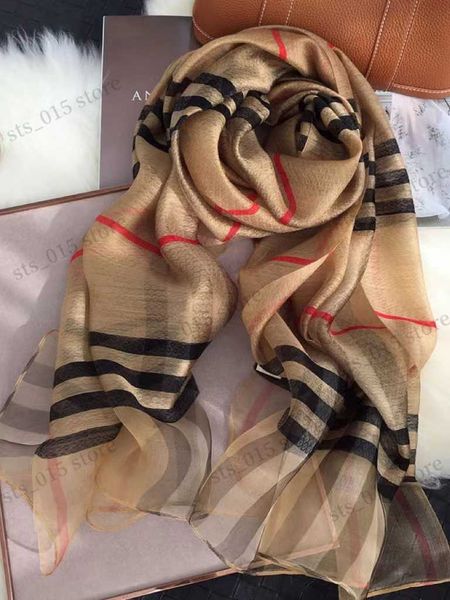 scarves luxury brand 2022 winter plaid scarf couple style warm solid pashmina scarves fashion women scarfs cashmere shawl hijab for gift t23, Blue;gray
scarves luxury brand 2022 winter plaid scarf couple style warm solid pashmina scarves fashion women scarfs cashmere shawl hijab for gift t23, Blue;gray