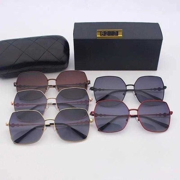 designer brand polarized women's sunglasses high temperament fashion face luxury diamond star style glasses, White;black
designer brand polarized women's sunglasses high temperament fashion face luxury diamond star style glasses, White;black