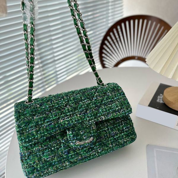 classic green tweed wool knitted womens shoulder bag large capacity 25cm underarm bag silver hardware metal buckle matelasse chain diagonal
classic green tweed wool knitted womens shoulder bag large capacity 25cm underarm bag silver hardware metal buckle matelasse chain diagonal