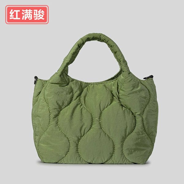 autumn and winter nylon sewn women's bag with small crowds filled cotton clothes one shoulder crossbody bag fashionable and simple diam
autumn and winter nylon sewn women's bag with small crowds filled cotton clothes one shoulder crossbody bag fashionable and simple diam