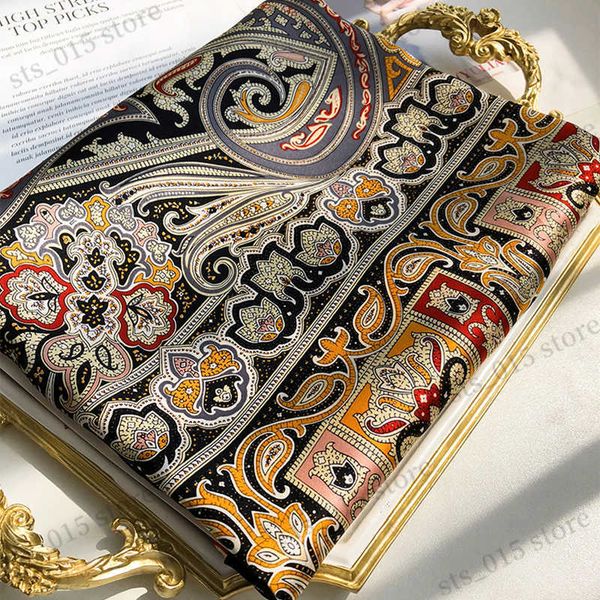 scarves 180*90cm large silk satin scarf hijab women print spring new shawl wrap female hand foulard pashmina travel echarpe 2022 new t230425, Blue;gray
scarves 180*90cm large silk satin scarf hijab women print spring new shawl wrap female hand foulard pashmina travel echarpe 2022 new t230425, Blue;gray