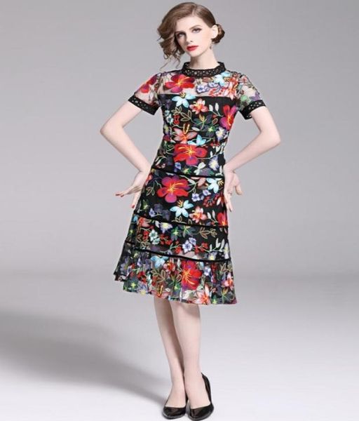 new flower embroidery lace self portrait dress women summer runway robe de soiree longue short sleeve casual party long dresses y29250513, Black;pink
new flower embroidery lace self portrait dress women summer runway robe de soiree longue short sleeve casual party long dresses y29250513, Black;pink