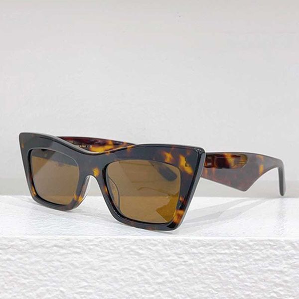 designer cat eye sunglasses for womens dg4435 fashion black acetate fiber frame womens vintage leisure vacation glasses with original box oc, White;black
designer cat eye sunglasses for womens dg4435 fashion black acetate fiber frame womens vintage leisure vacation glasses with original box oc, White;black